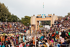 Was für ein Getümmel, Wagah Border