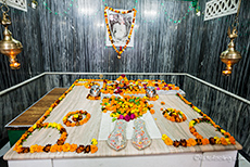 die silbernen Schuhe Shivas
