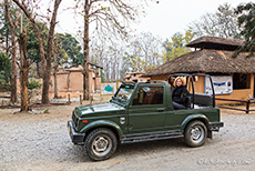 Frühmorgens am Gate, Jim Corbett Nationalpark