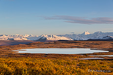 Die Alaska Range im ersten Morgenlicht, Denali Highway