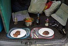 Unser Tisch bei Regen, Quatse River Campground