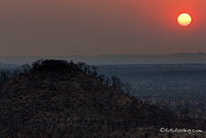 Sonnenaufgang über dem Hwange Nationalpark