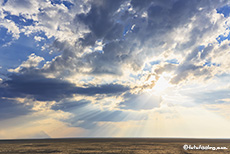Wolkenstimmung im Etosha Nationalpark, Namibia