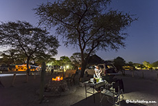 Campsite von Okaukuejo, Etosha Nationalpark, Namibia