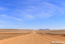Endlose Pisten durch die Namib, Namibia