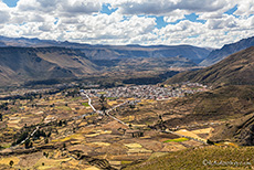 Der kleine Ort Chivay, Peru