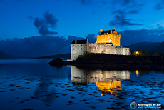 Blaue Stunde am Eilean Donan Castle, Loch Duich, Dornie