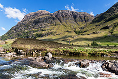 Glencoe River und Berg Aonach Dubh, Schottland