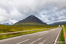 Bergmassiv Buachaille Etive Mòr mit dem Berg  Stob Dearg, Schottland