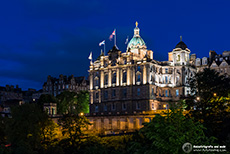 The Museum on the Mound Edinburgh und Lloyds Banking Group Head Office, Edinburgh, Schottland