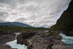 Saltos de Petrohu&eacute;
