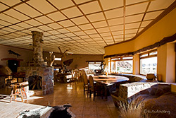 Restaurant der Fest in Fels Lodge