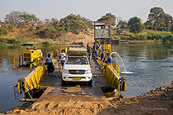 Fähre über dem Kafue River
