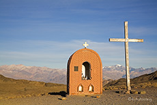 Kleine Kapelle auf Passhöhe
