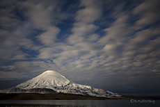 Vulkan Parinacota in einer Vollmondnacht - Lauca NP