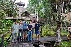 Abschiedsfoto, unsere Gruppe in der Sacha Lodge