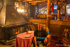 Candle Light Dinner nur für uns vor dem Kamin