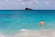 Und ab ins Wasser, Gardner Bay, Insel Espanola, Galapagos Inseln