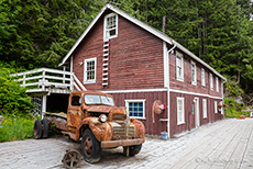 ein fetziger alter Dodge in Telegraph Cove