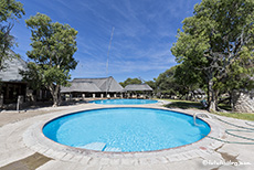 Okaukuejo Pool, Etosha Nationalpark, Namibia