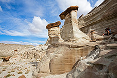 die Gestalten im ersten Tal des White Valleys