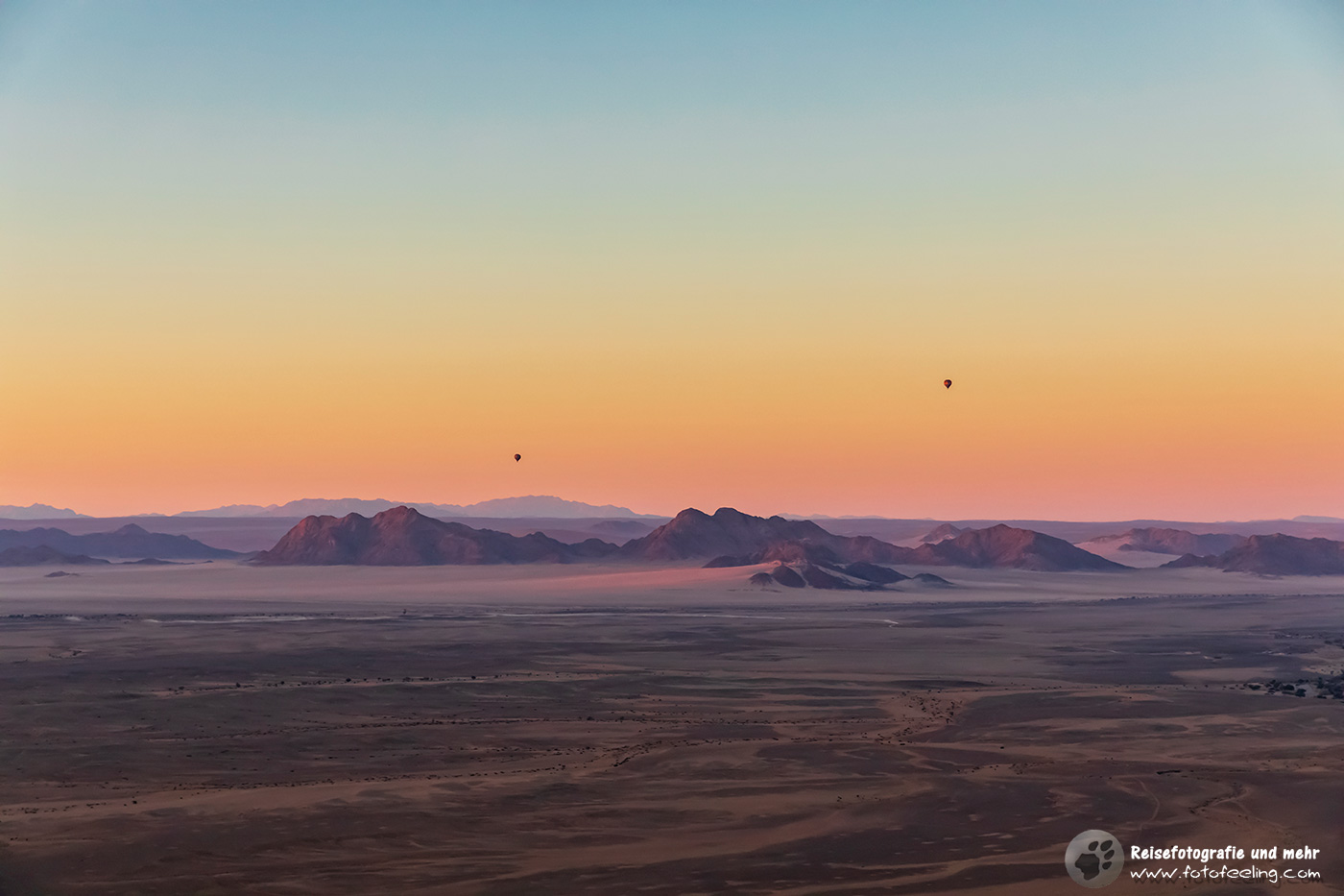 Dämmerung über der Namib