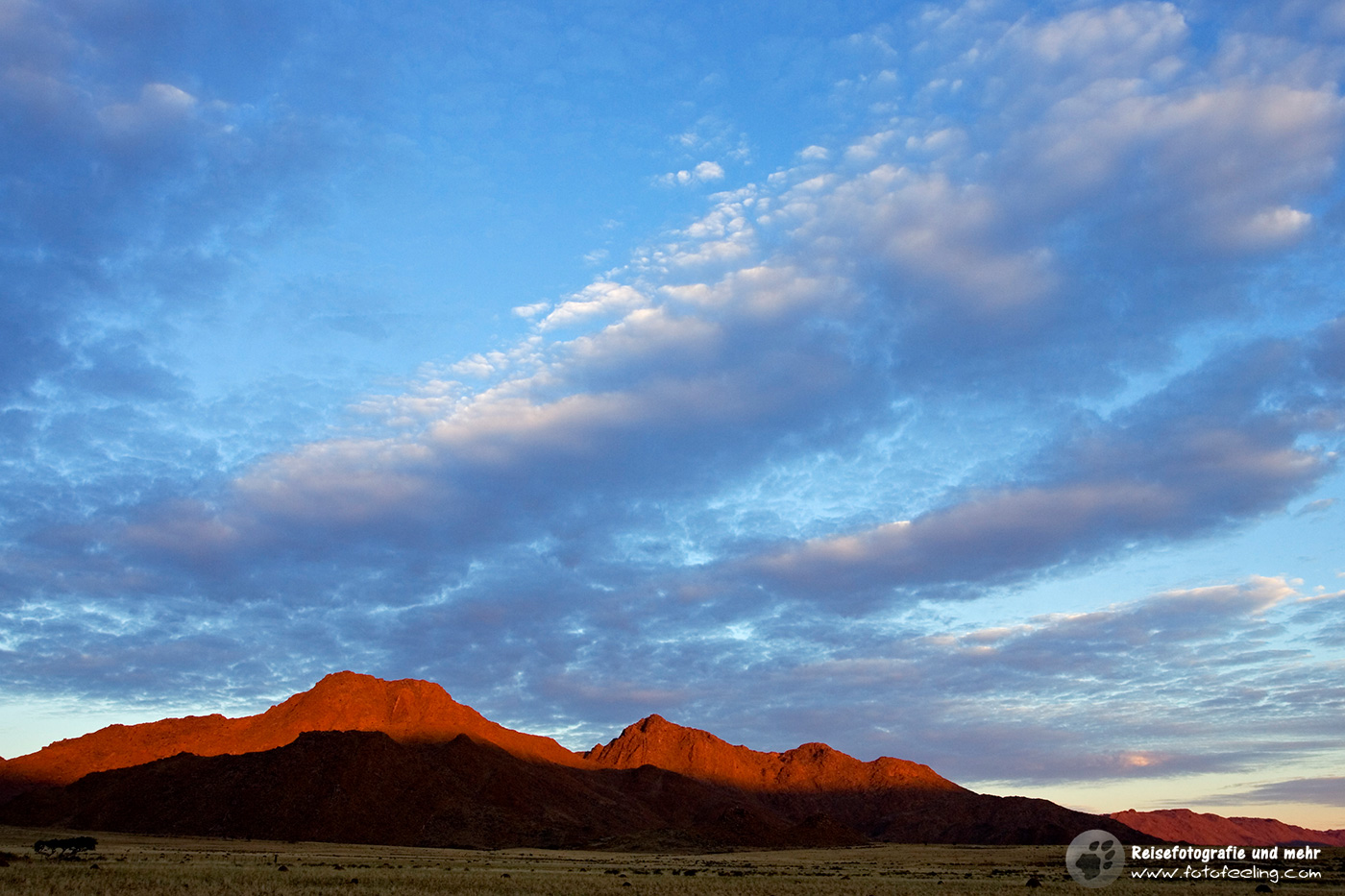 Sonnenaufgang in den Tirasberge