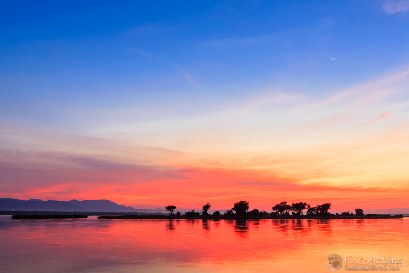Sonnenaufgang über dem Sambesi River
