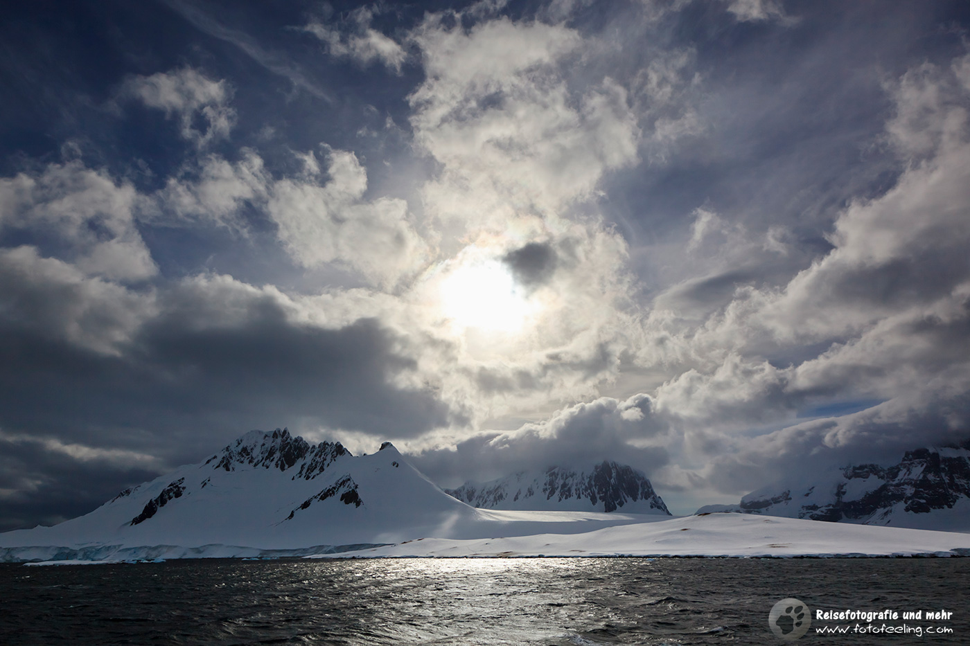 Berge der Gerlach Strait