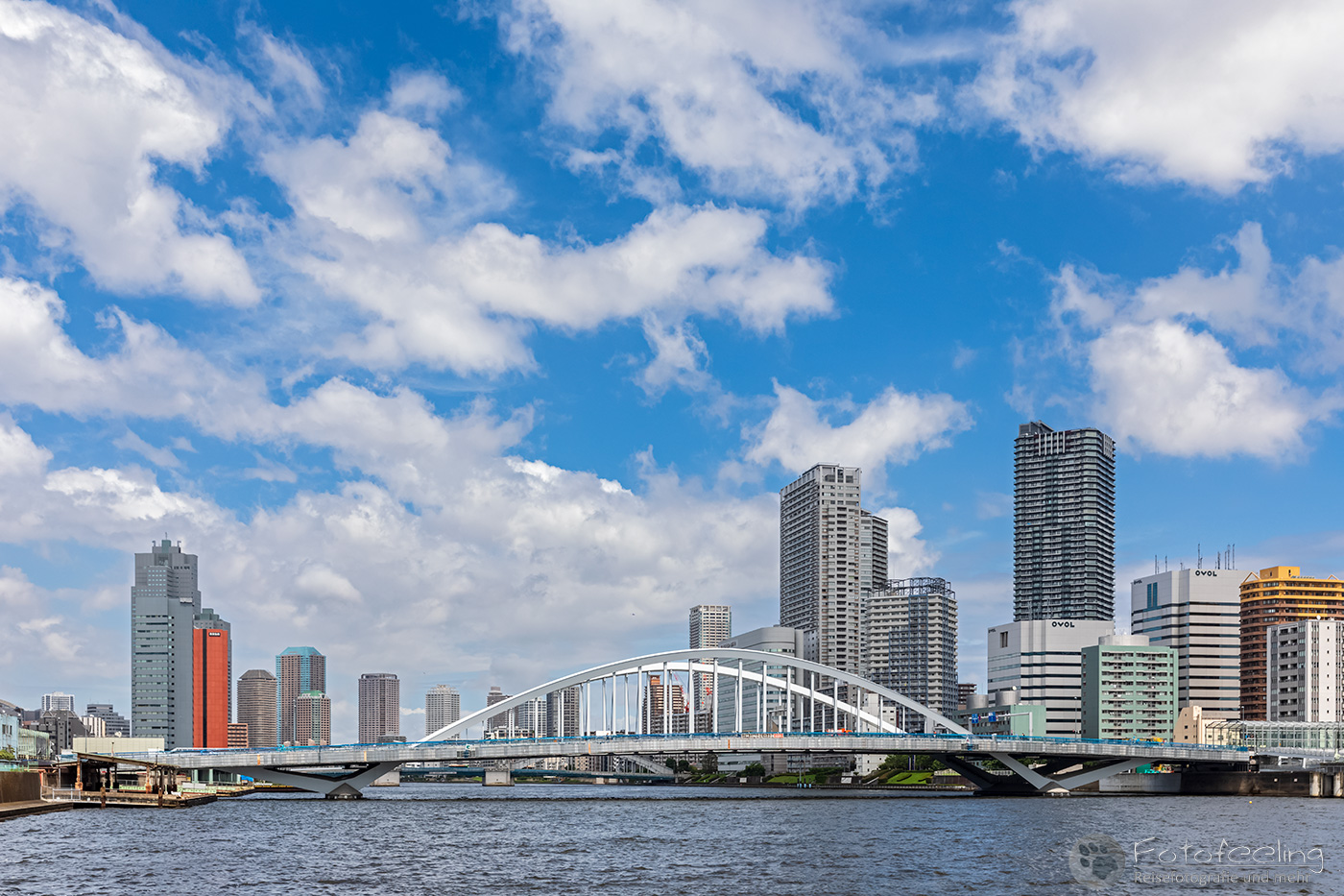 Bootsfahrt auf dem Sumida River, Tsukiji Great Bridge