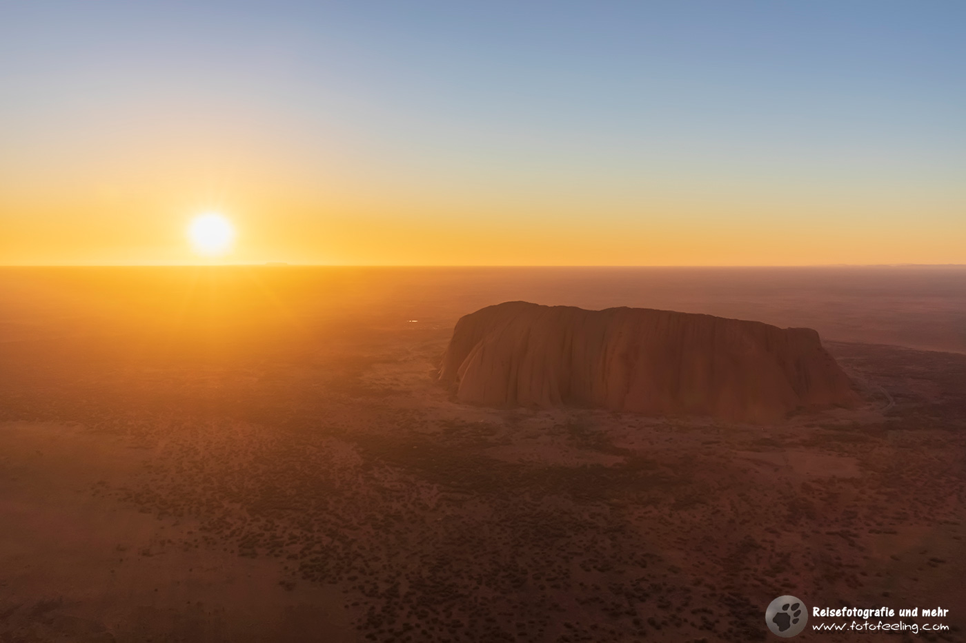 Uluru / Ayers Rock im Sonnenaufgang
