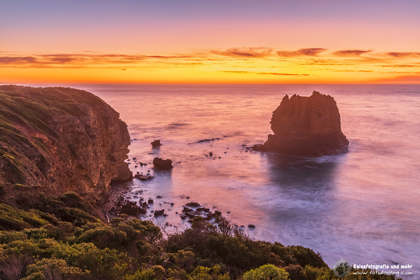 Aussicht vom Split Point Lookout auf den Eagle Rock zur Morgendämmerung