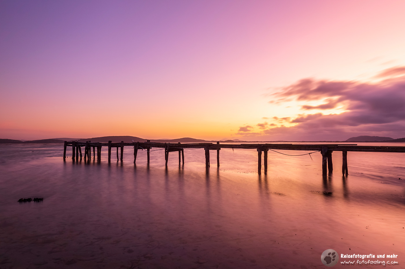 Steg in der Morgendämmerung
