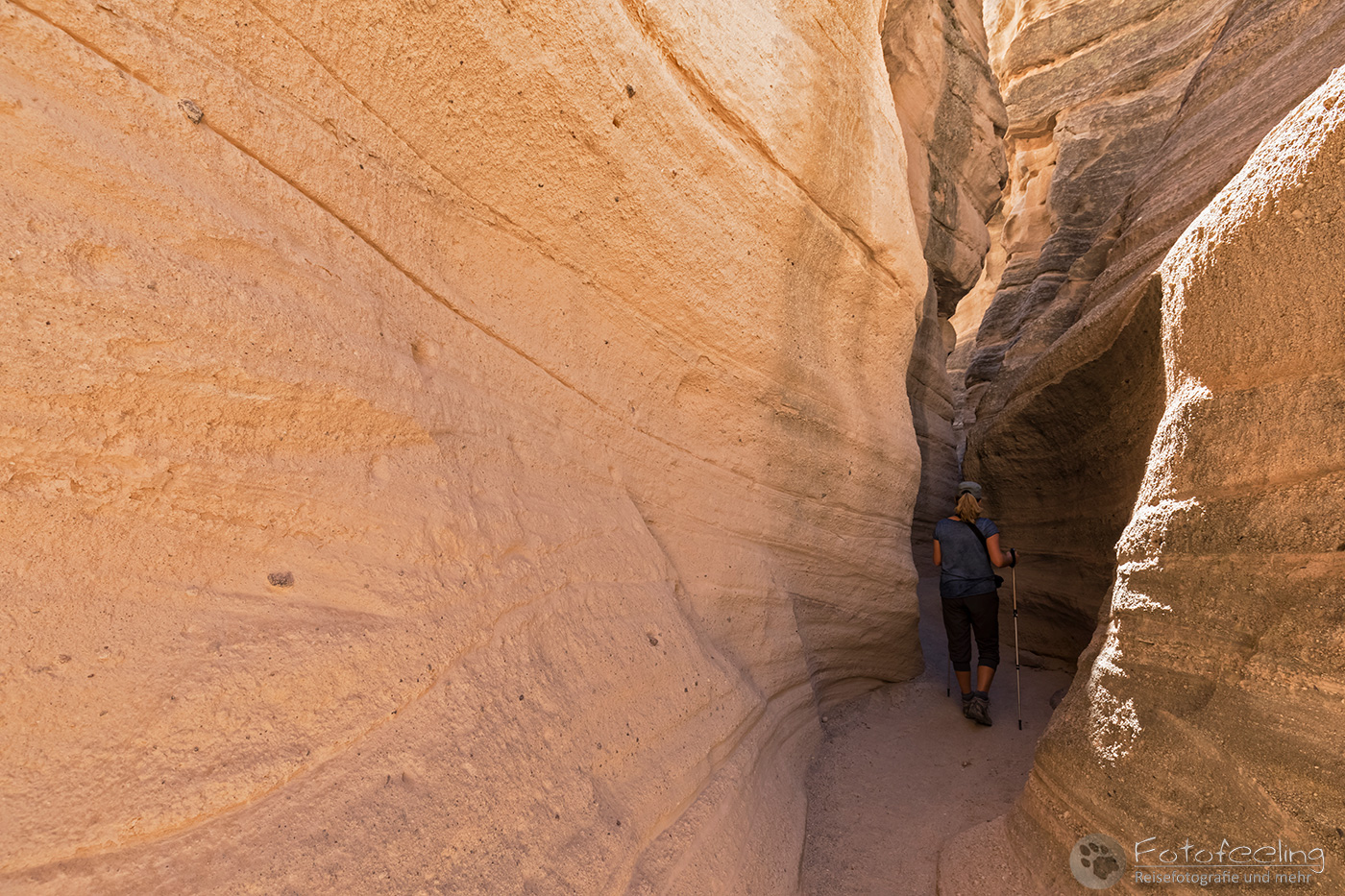 Andrea in einem Slot Canyon