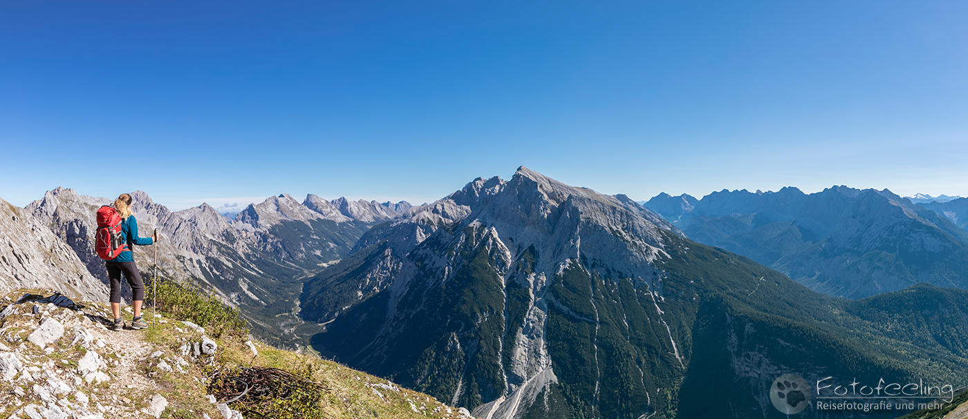 Aussicht auf den Mittenwalder Höhenweg und Pleisenspitze