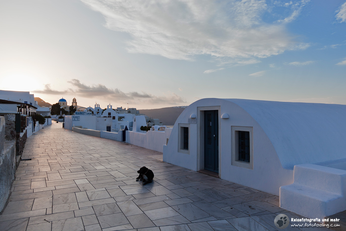 Frühmorgens in Oia
