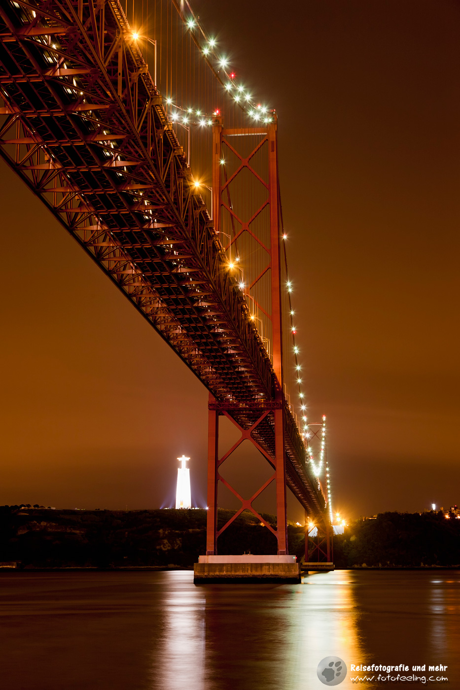 Brücke des 25 April (Ponte 25 de Abril)  über den Rio Tejo (Tagus)