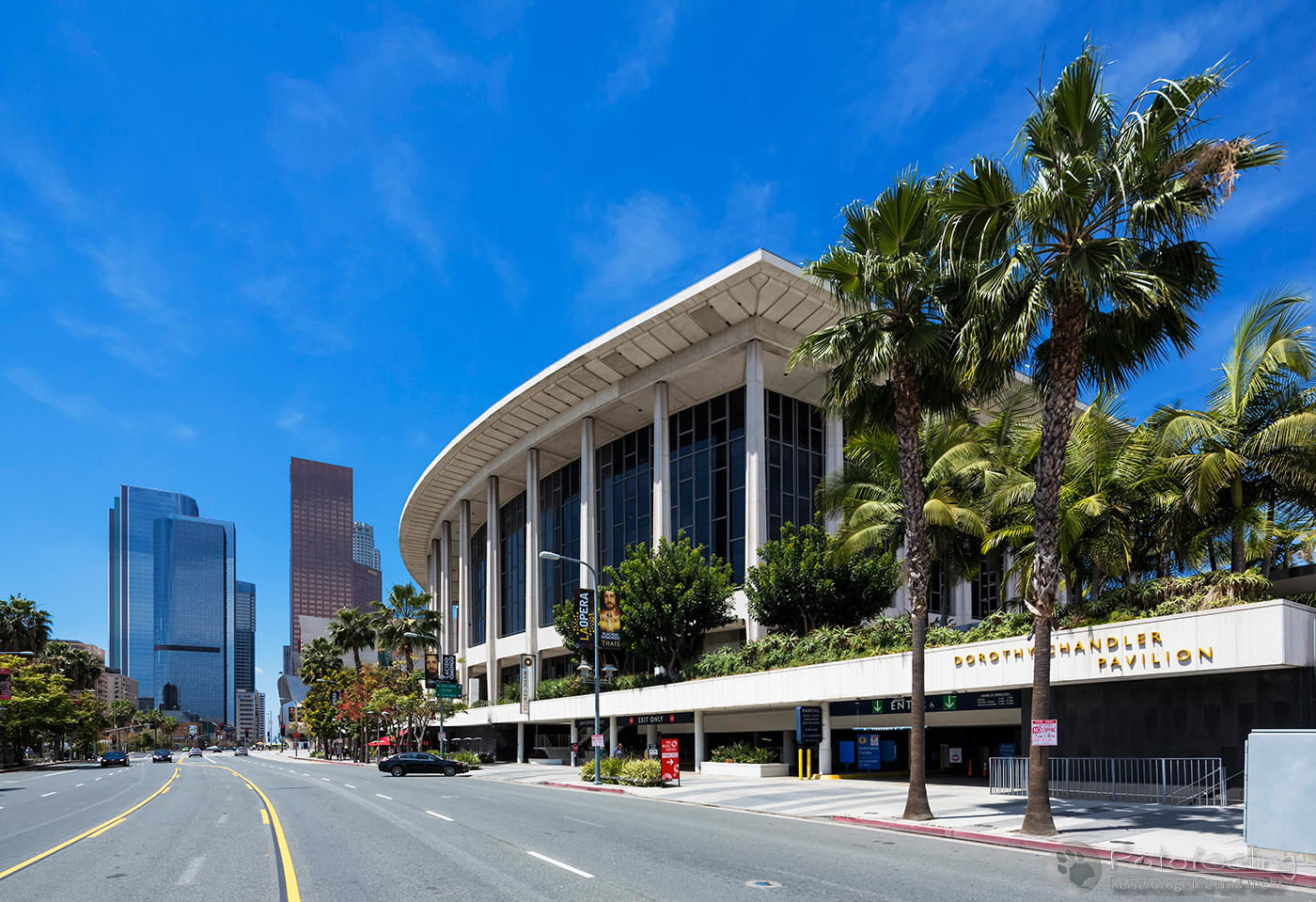 Grand Avenue und Dorothy Chandler Pavilion