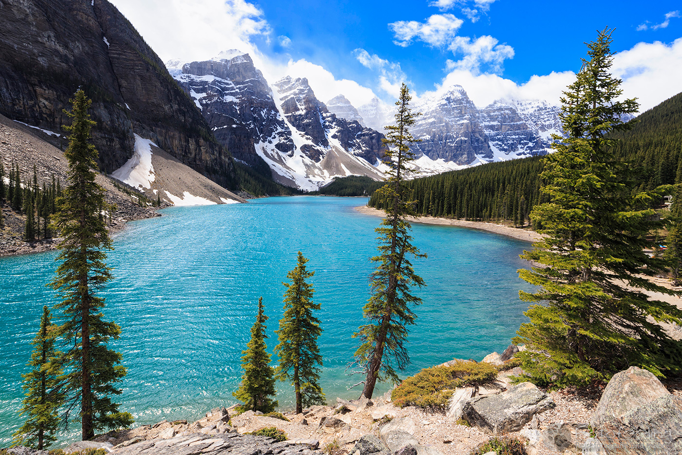 Moraine Lake - Valley of the Ten Peaks
