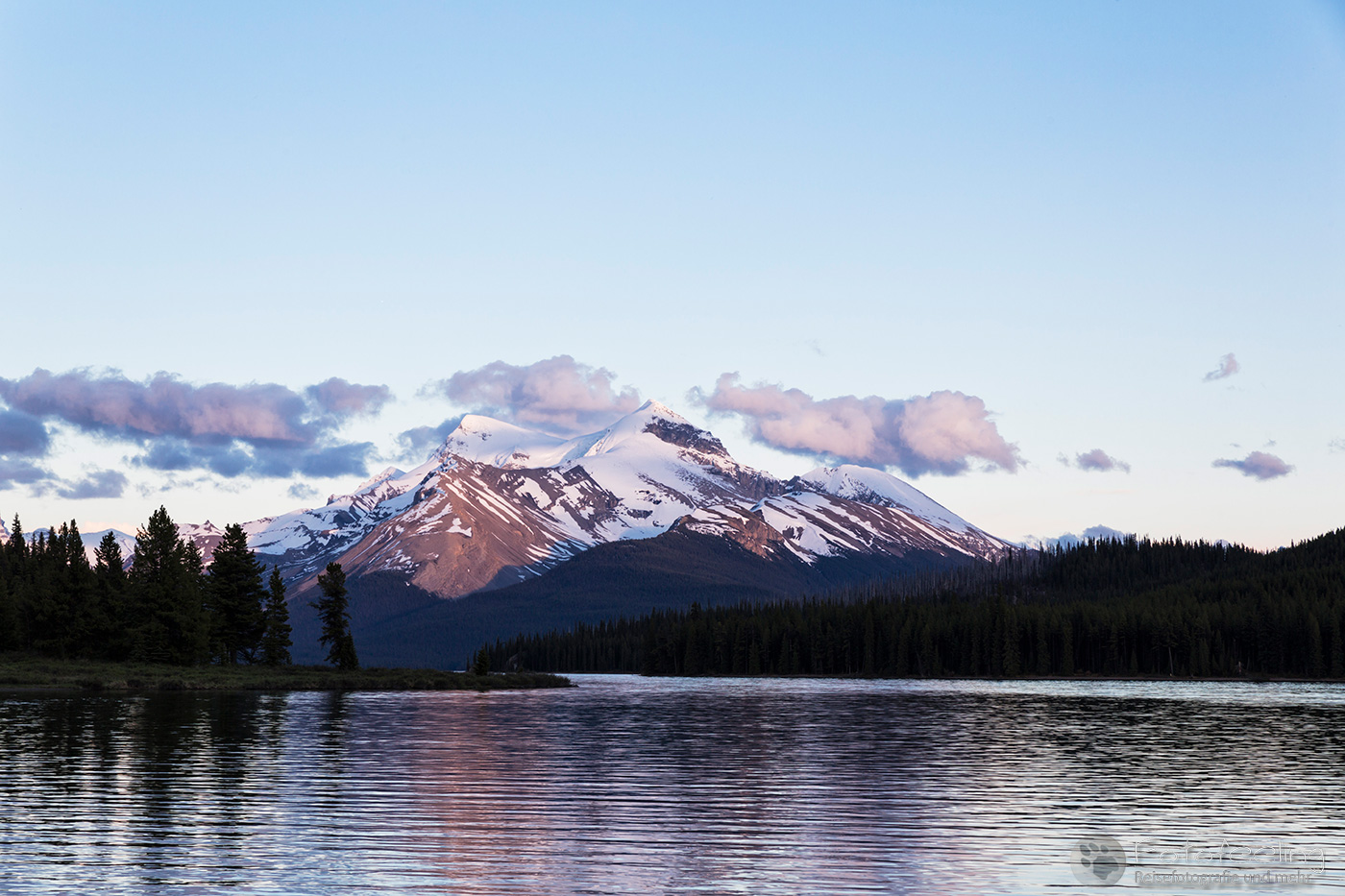 Maligne Lake & Maligne Mountain