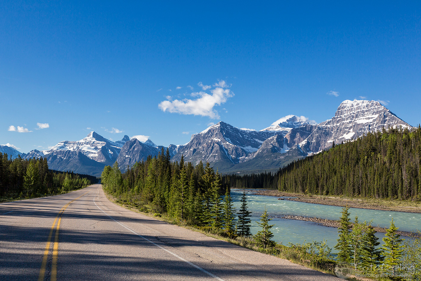 Icefields Parkway & Athabasca River