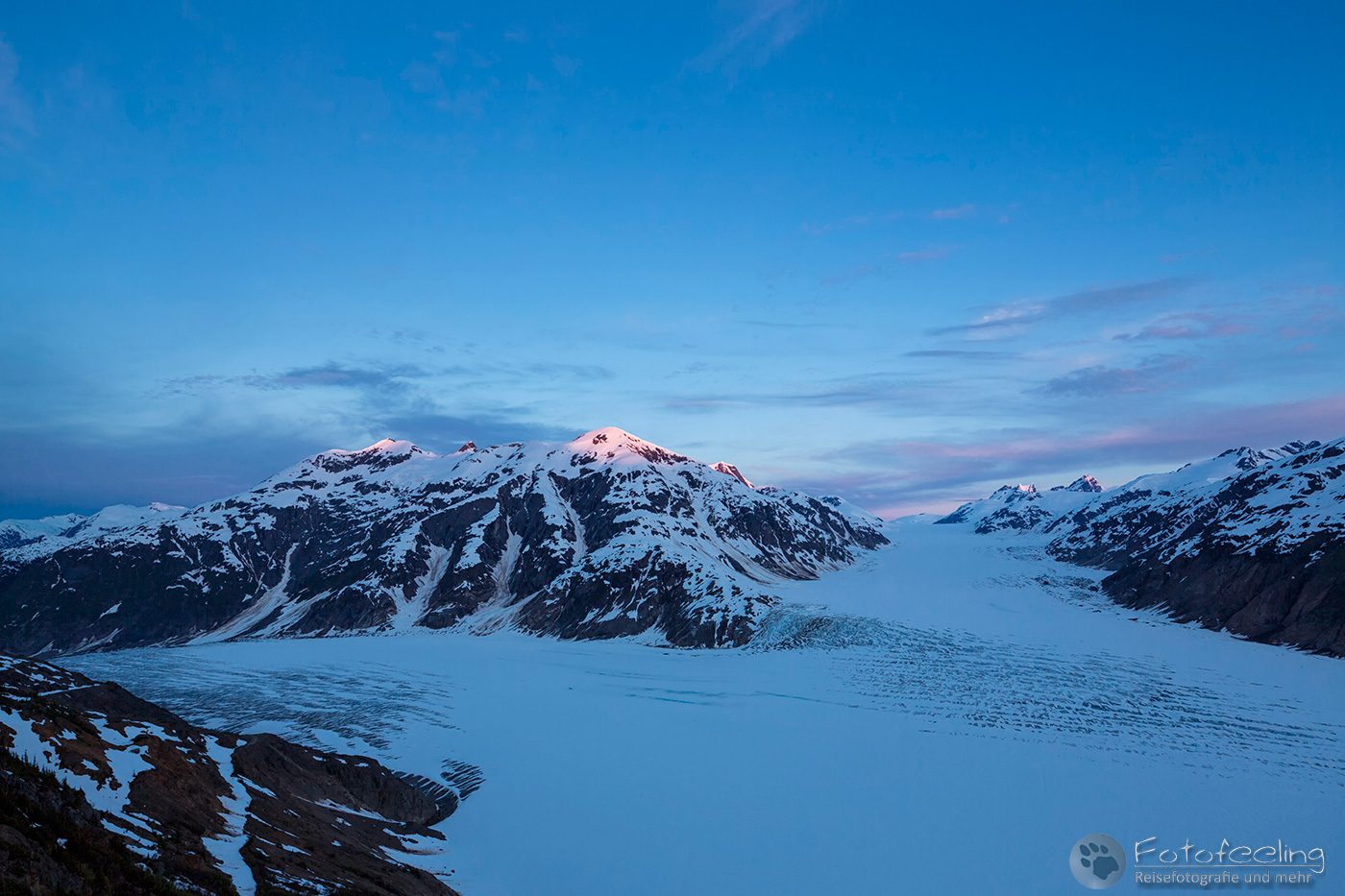 Morgenlicht auf dem Salmon Glacier