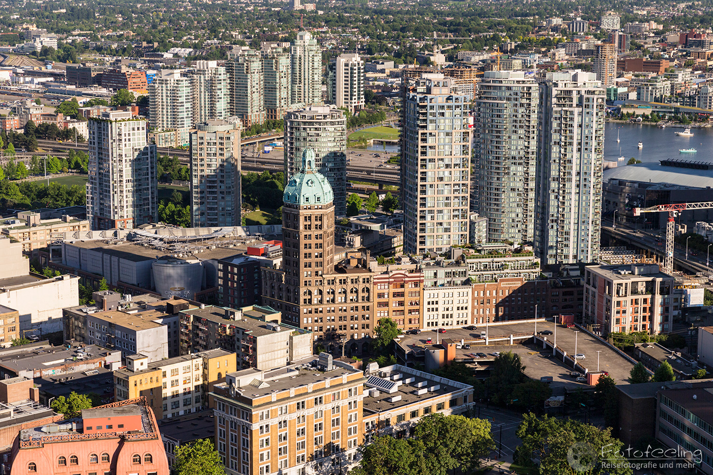 Aussicht auf die Stadt mit dem Sun Tower