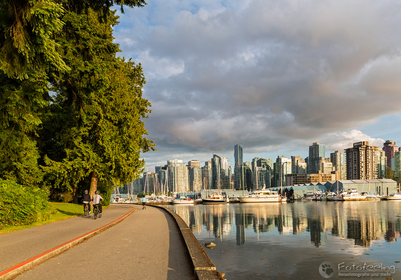 Aussicht vom Stanley Park auf die Skyline von Vancouver