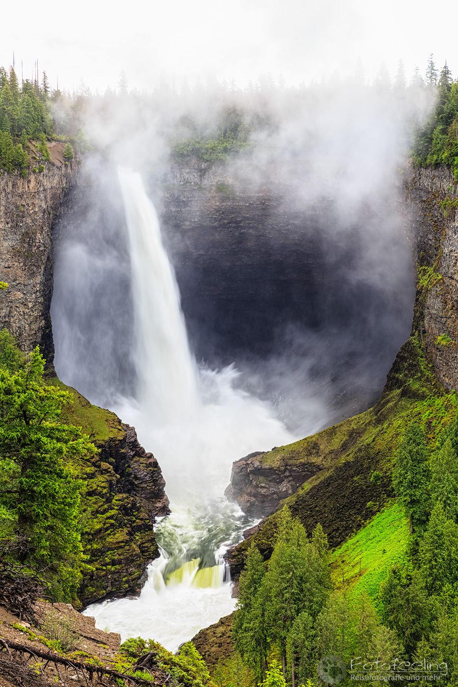 Helmcken Falls (141 m)