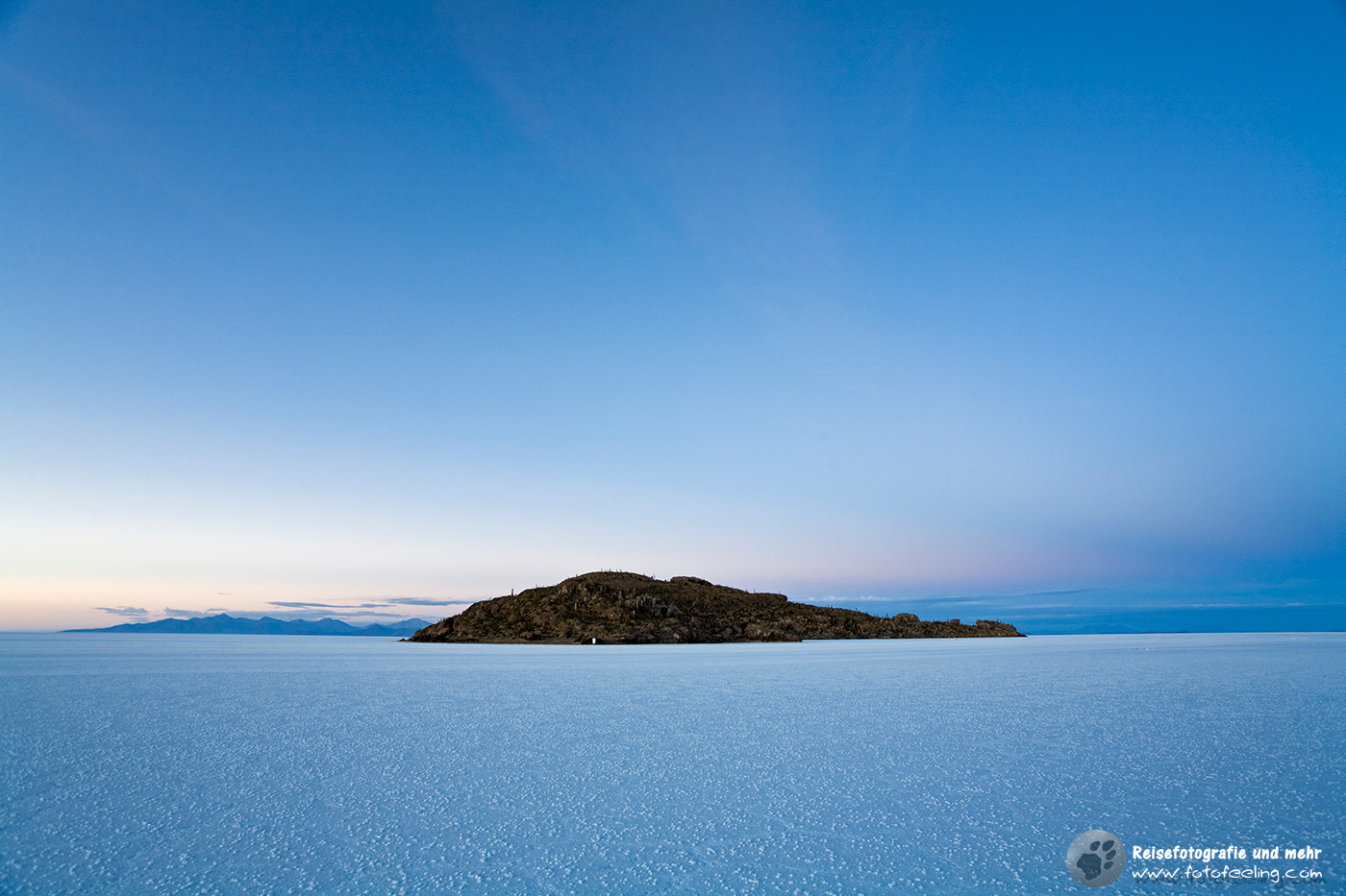 Insel Isla Incahuasi in der Morgendämmerung