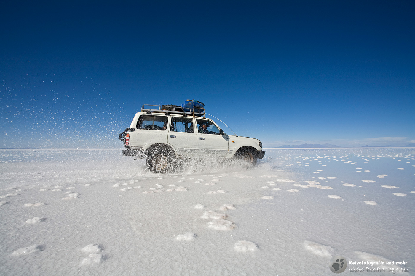 Allrad auf dem Salzsee Salar de Uyuni