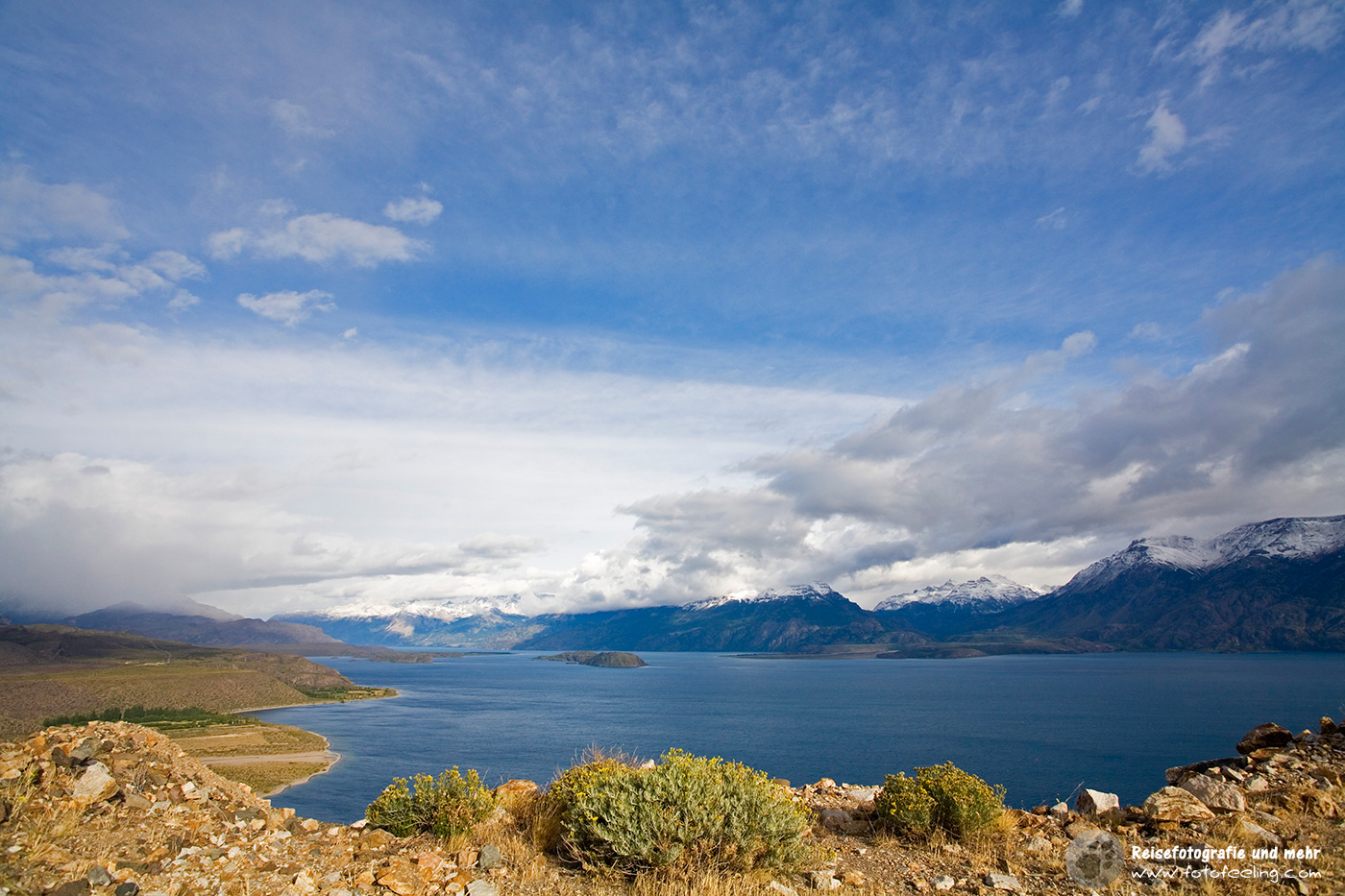 See Lago General Carrera
