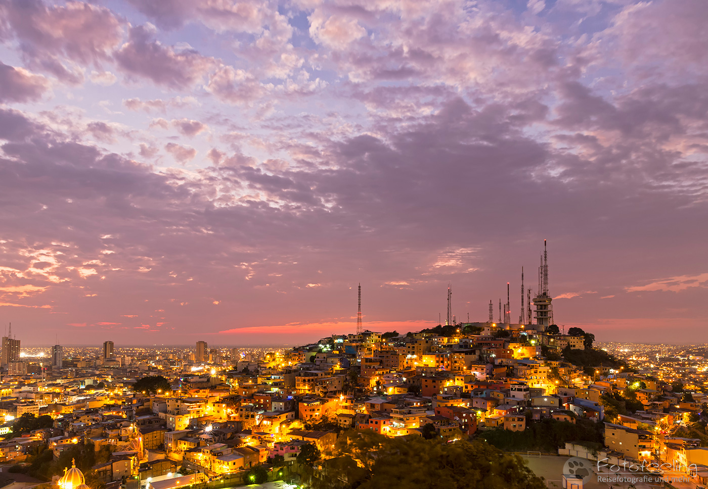 Cerro Santa Ana, Aussicht über die Stadt, Sonnenuntergang