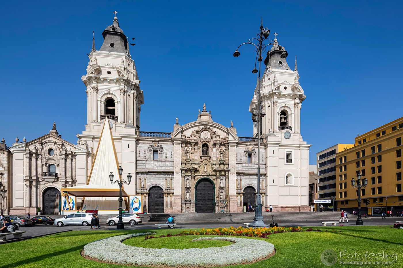 Cathedral of Lima, Plaza de Armas (Plaza Mayor)